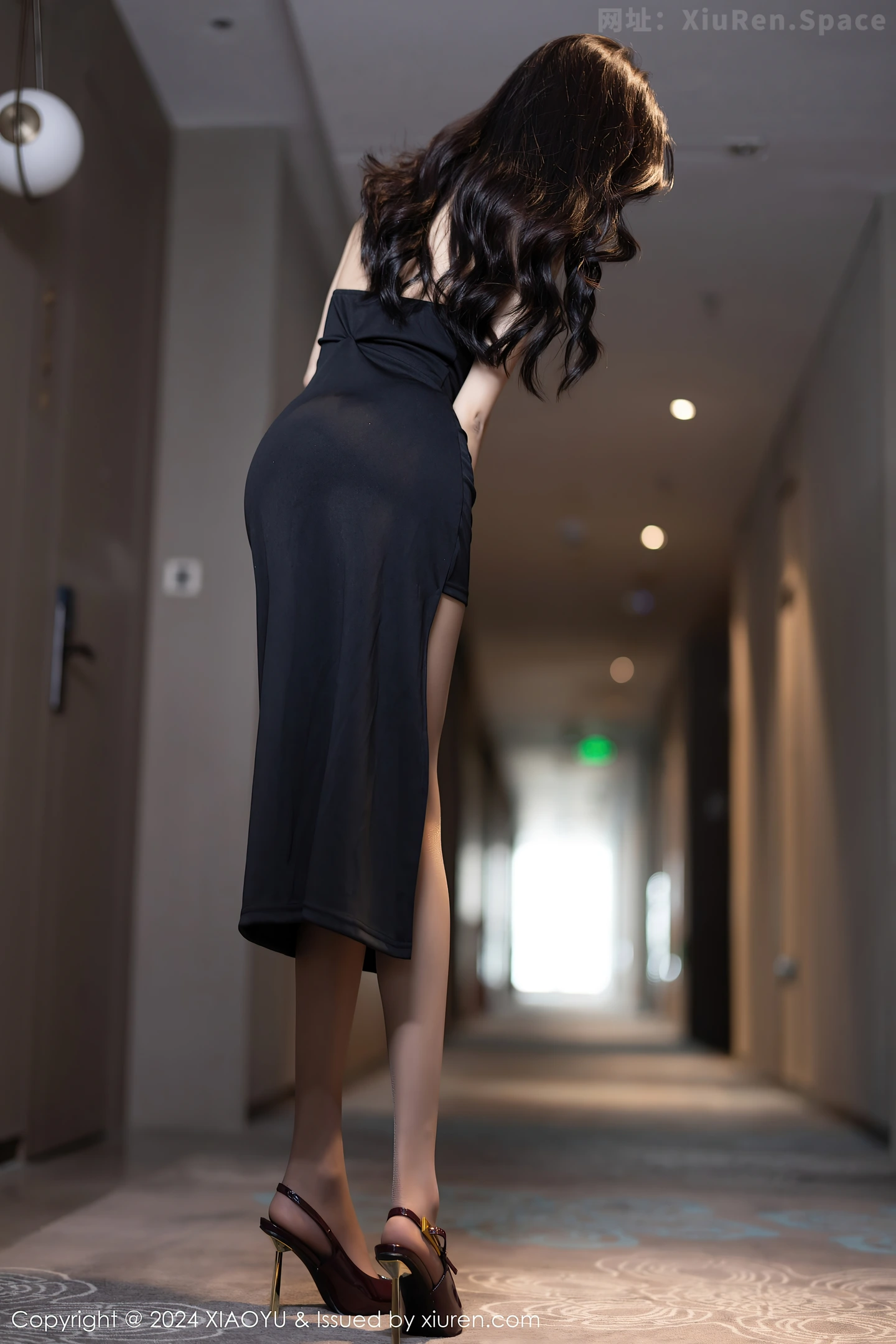 图片[6]-[XiaoYu画语界]Vol.1212 模特程程程性感黑色露肩连衣长裙配超薄黑丝秀苗条身材诱惑写真85P-秀人网官方网站